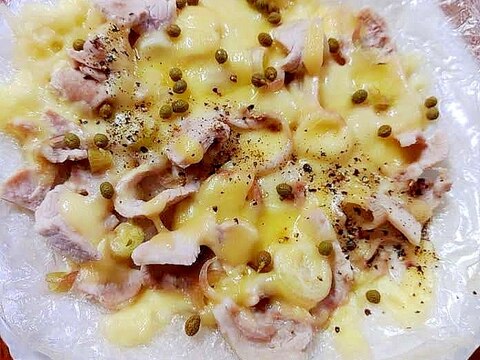 ●超簡単★山椒×茗荷×豚×チーズライスペーパーピザ